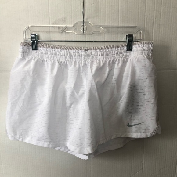 Nike Pants - Women’s Nike Dri Fit White Shorts size Large